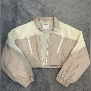 Cream and tan cropped windbreaker